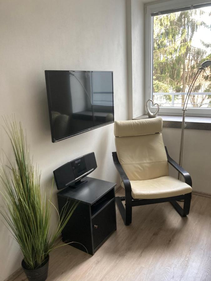פראג Apartments Near The Pond מראה חיצוני תמונה